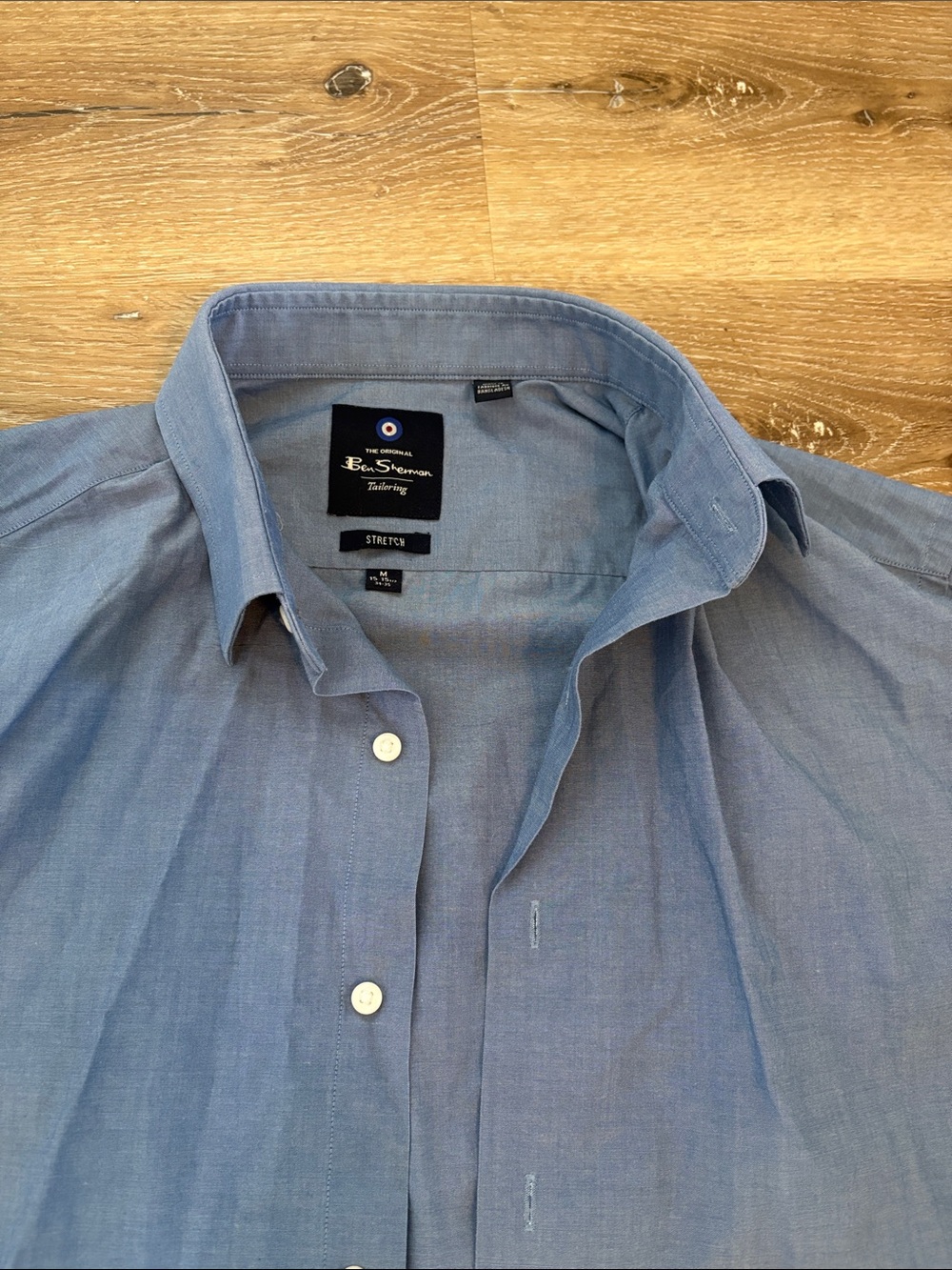 Men's Blue Button-Down Dress Shirt - Picture 3 of 4